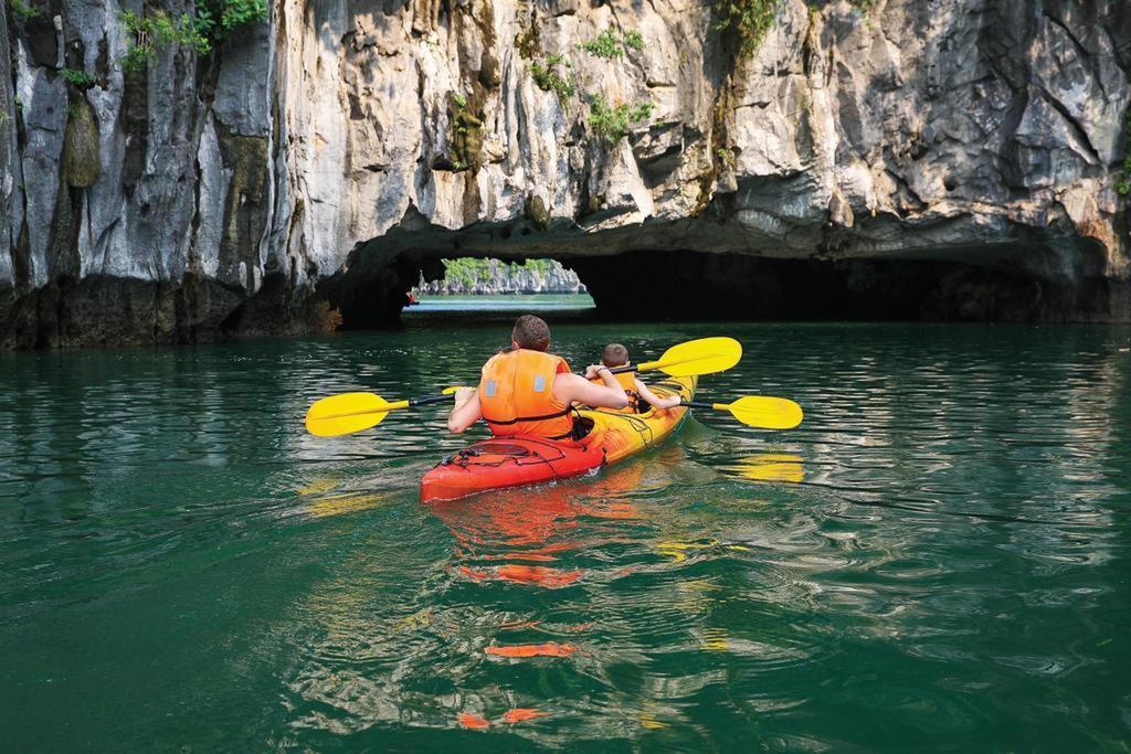 Golden Star Cruise Hotel Nan Giang Buitenkant foto